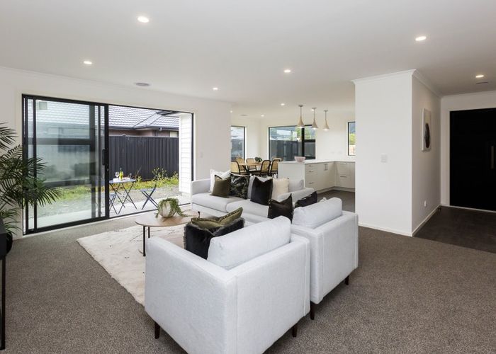  at 8 Passchendaele Grove, Trentham, Upper Hutt