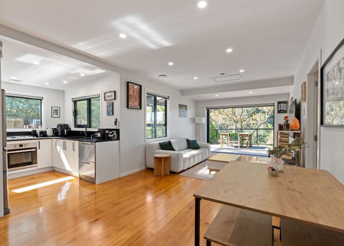  at 6 Irvine Street, Aro Valley, Wellington, Wellington