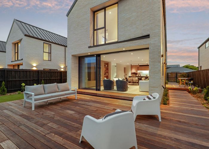  at 1/13 Lees Road, Strowan, Christchurch City, Canterbury