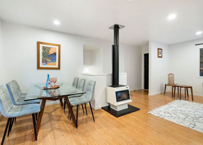  at 29 Darcy Place, Massey, Waitakere City, Auckland