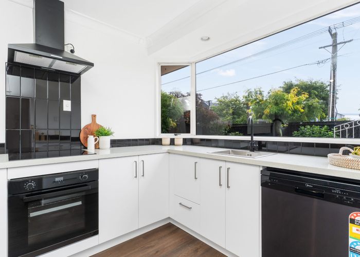  at 1/145 Simeon Street, Spreydon, Christchurch City, Canterbury