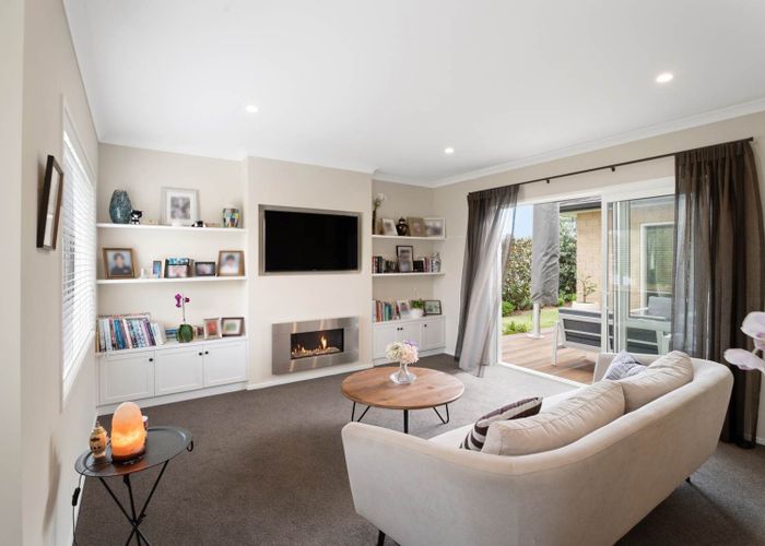  at 64 Eighth View Avenue, Beachlands, Manukau City, Auckland