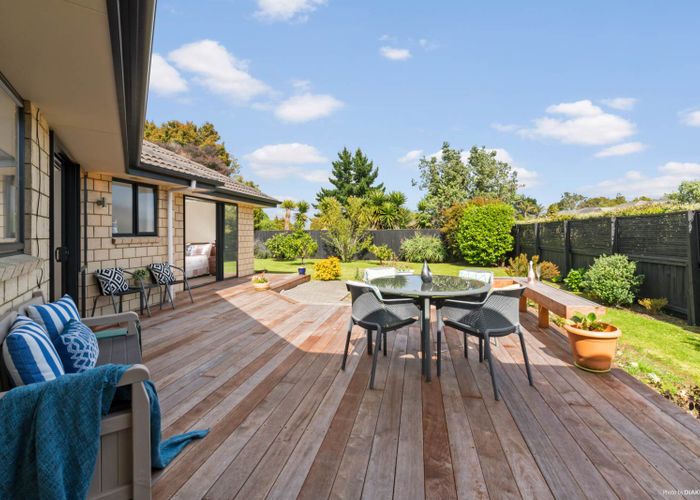  at 55 Parkhaven Drive, Rosehill, Papakura