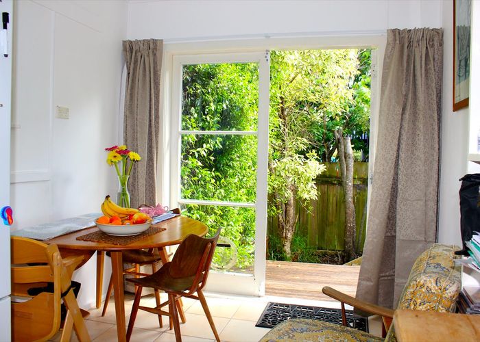  at 41 Armein Road, Panmure, Auckland