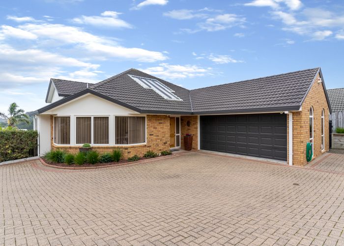  at 28 Lamia Place, The Gardens, Auckland