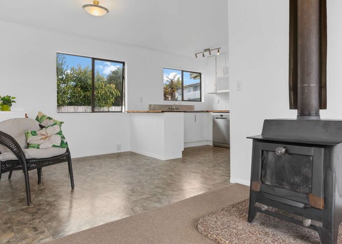  at 10 Camellia Drive, Ngongotaha, Rotorua