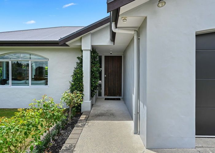  at 17 Westview Place, Western Heights, Hamilton
