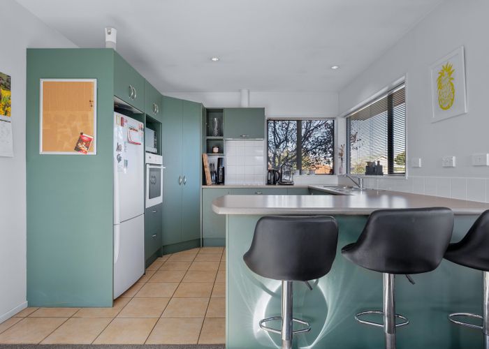  at 4 Gwen Place, Redwood, Christchurch City, Canterbury
