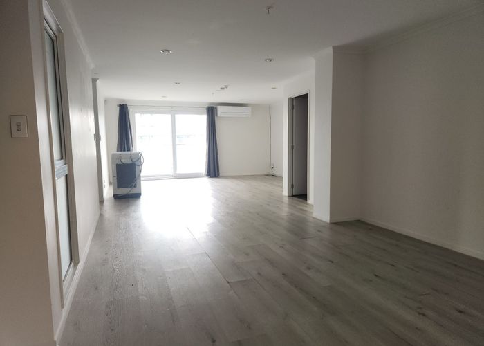  at 210/26 Remuera Road, Newmarket, Auckland City, Auckland
