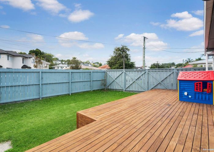  at 1/9 Merriefield Avenue, Forrest Hill, North Shore City, Auckland