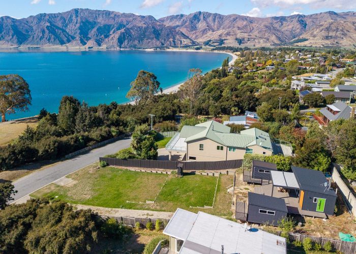  at 48 Flora Dora Parade, Lake Hāwea