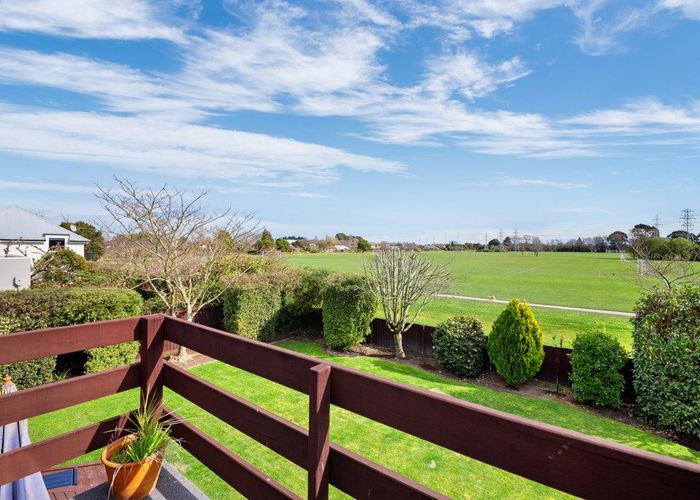  at 18 Hatfield Place, Avonhead, Christchurch City, Canterbury