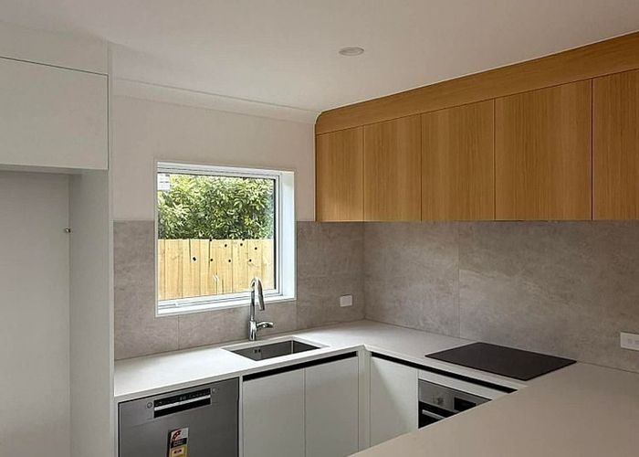  at 8A Mead Street, Avondale, Auckland City, Auckland