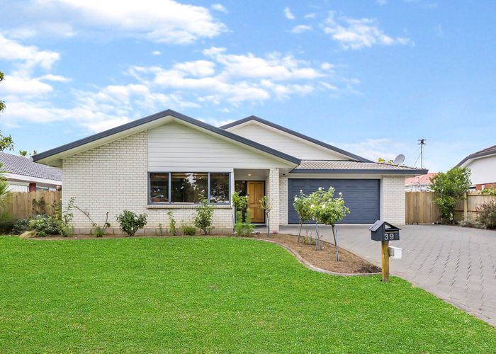  at 39 Kilimanjaro Drive, Northpark, Auckland