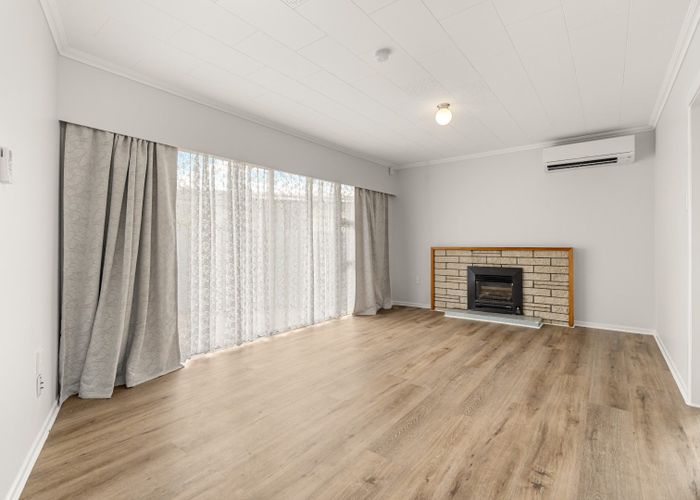  at 30 Joanna Place, Deanwell, Hamilton