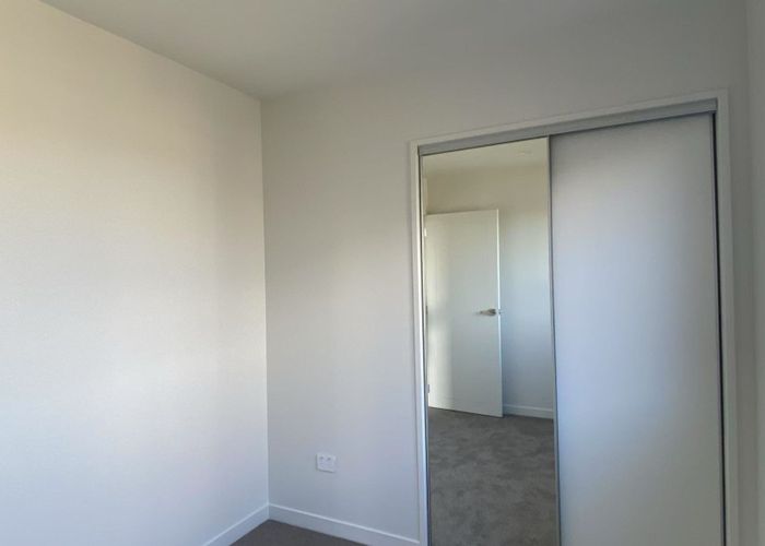 at 1/130 Te Oneroa Way, Long Bay, North Shore City, Auckland