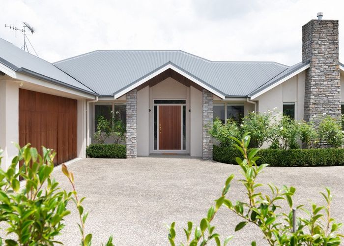 at 88 Huntington Drive, Huntington, Hamilton