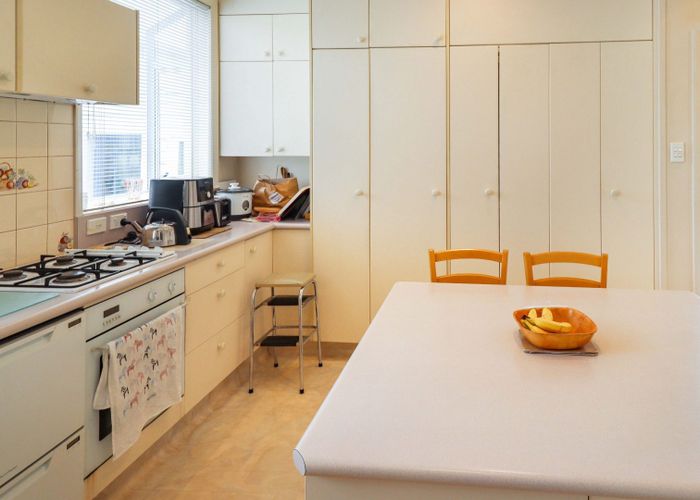  at 141 Knights Road, Lower Hutt, Lower Hutt, Wellington