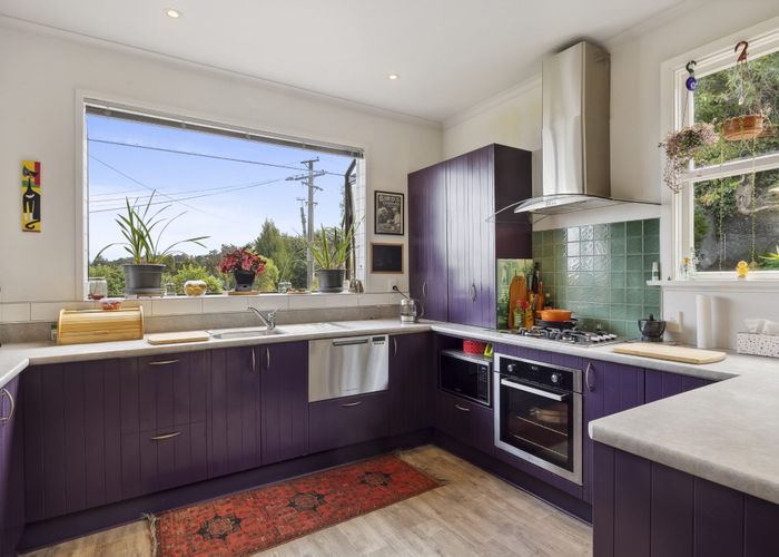  at 2 Clifford Street, Dalmore, Dunedin
