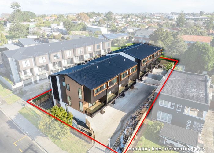  at 53 Court Crescent, Panmure, Auckland City, Auckland