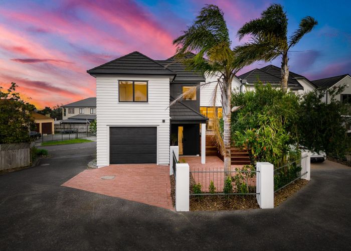  at 16A Saint Jerome Avenue, Te Atatū Peninsula, Auckland