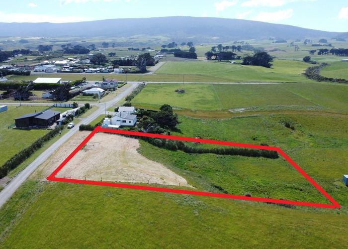  at 19 Dudley Street, Orepuki, Riverton/Aparima