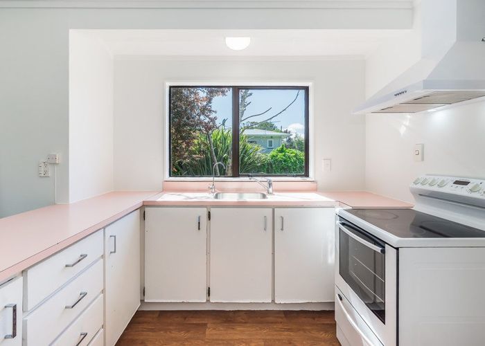  at 44b Eatwell Avenue, Paraparaumu Beach, Kapiti Coast, Wellington
