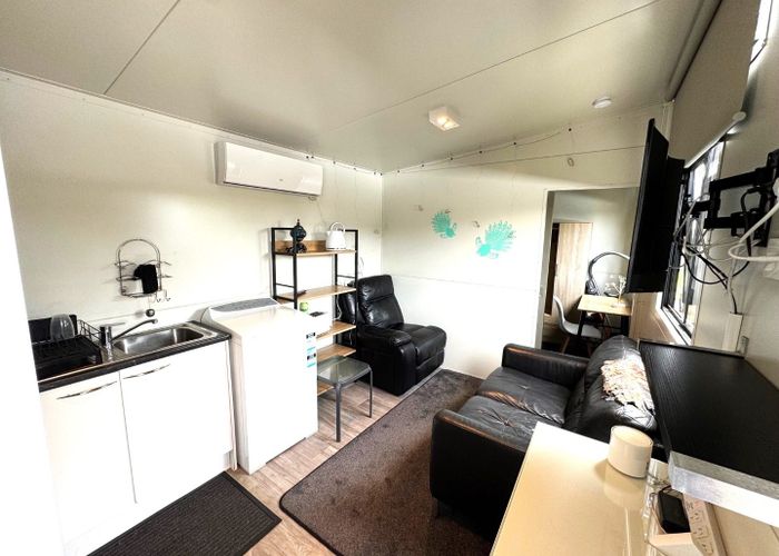  at 1A Quattro Avenue, Flat Bush, Manukau City, Auckland