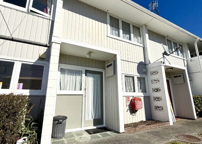  at 12/6-8 Keys Street, Elderslea, Upper Hutt, Wellington