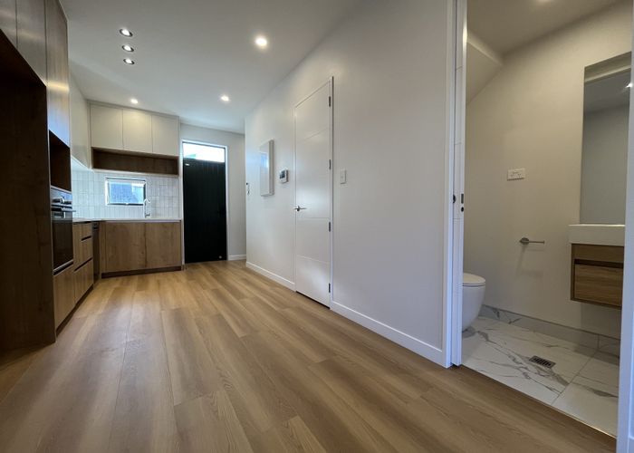  at 31 Kuaha Road, Westgate, Waitakere City, Auckland