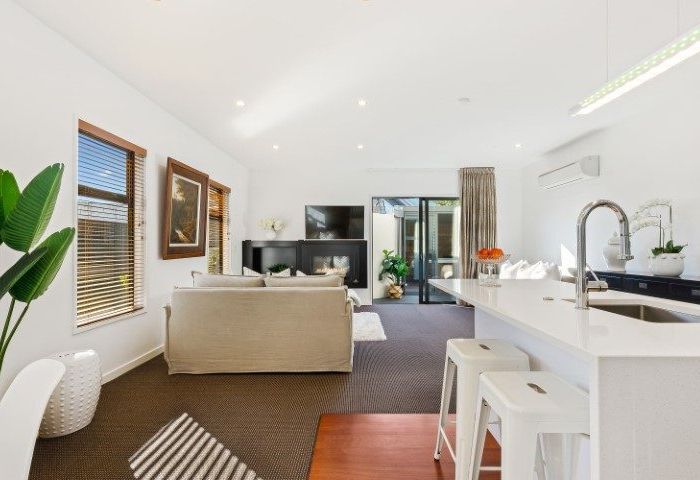  at 10 Onslow Street, St. Albans, Christchurch City, Canterbury