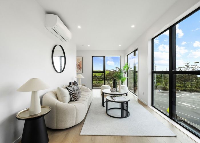  at 6/1090 Beach Road, Torbay, North Shore City, Auckland