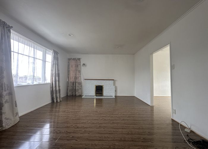  at 34 Sunnyfield Crescent, Glenfield, North Shore City, Auckland