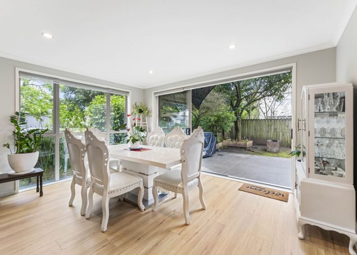  at 11 Tarapiroe Avenue, Takanini, Papakura, Auckland