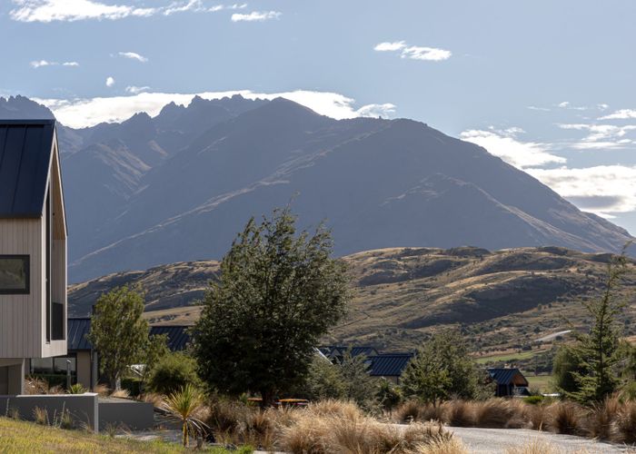  at 33 McAdam Drive, Jacks Point, Queenstown-Lakes, Otago