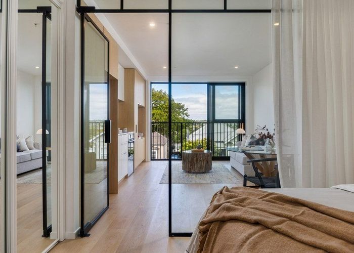  at 204/2 Finch Street, Morningside, Auckland