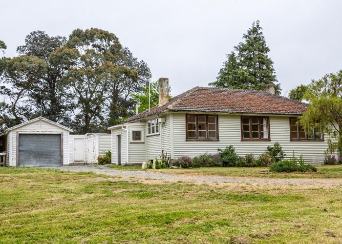  at 943 Tora Road, Tora, Martinborough