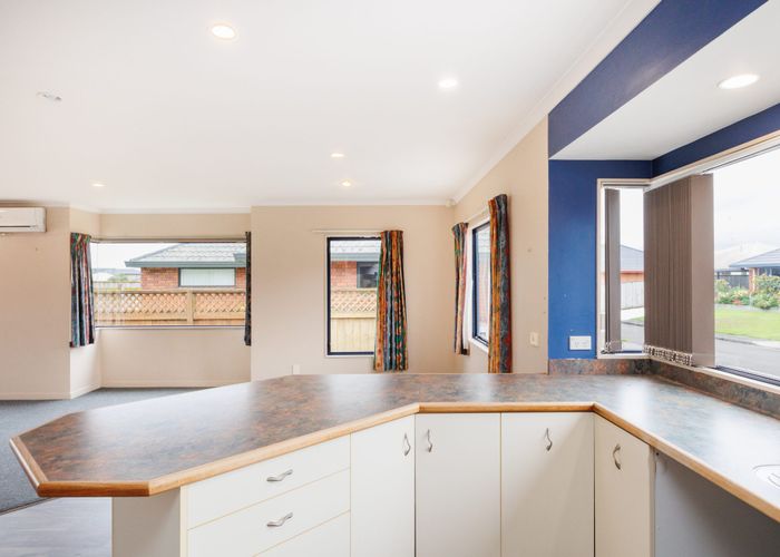  at 27 Parnell Heights Drive, Kelvin Grove, Palmerston North