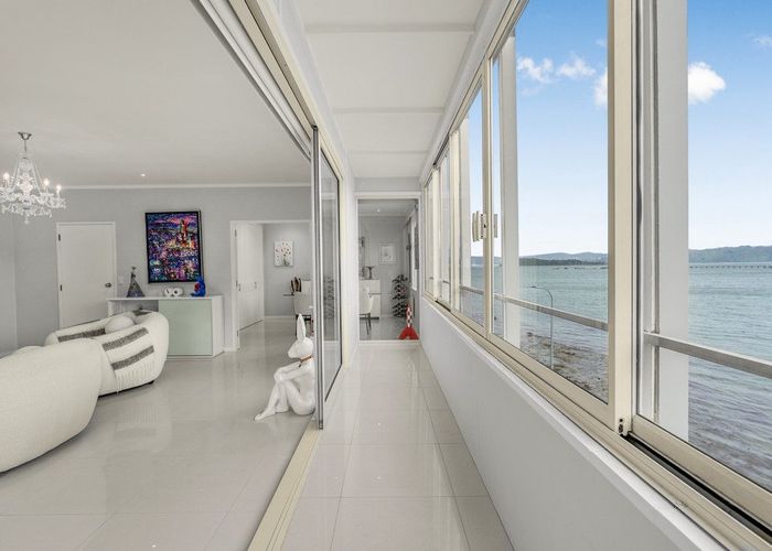  at 2/4 Gill Road, Eastbourne, Lower Hutt, Wellington