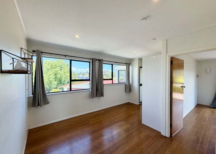  at 55 La Rosa Street, Green Bay, Waitakere City, Auckland