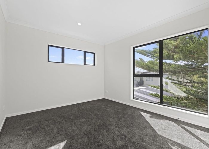  at 1/543 Massey Road, Mangere, Manukau City, Auckland