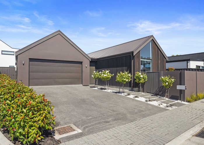  at 6 Stroma Avenue, Casebrook, Christchurch