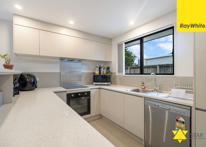  at 2 Miranda Street, Avondale, Auckland City, Auckland