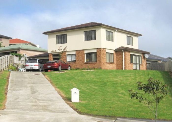  at 27 Mt. Lebanon Crescent, The Gardens, Manukau City, Auckland