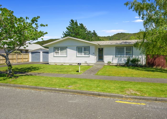  at 351 Wellington Road, Wainuiomata, Lower Hutt