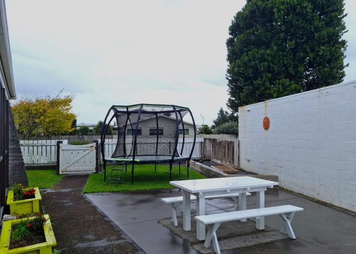  at 72 Manu Crescent, Vogeltown, New Plymouth, Taranaki