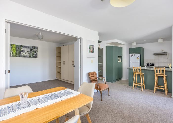  at 26/68 Mountain Road, Mount Wellington, Auckland