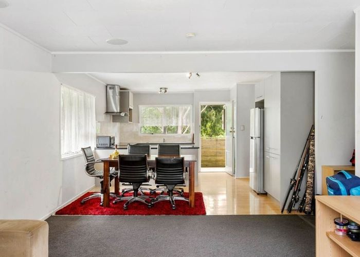  at 84 Alabaster Drive, Papatoetoe, Manukau City, Auckland