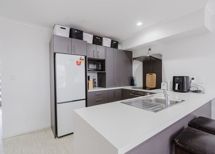  at 9D Denver Place, Hamilton East, Hamilton, Waikato