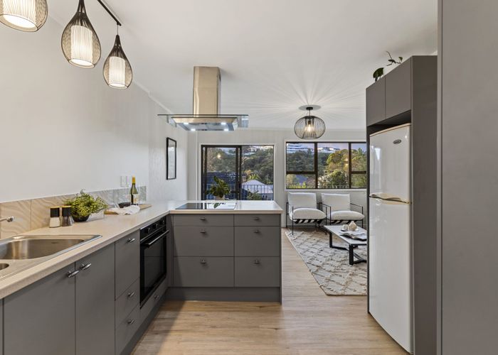  at 2/45 Third Avenue, Kingsland, Auckland